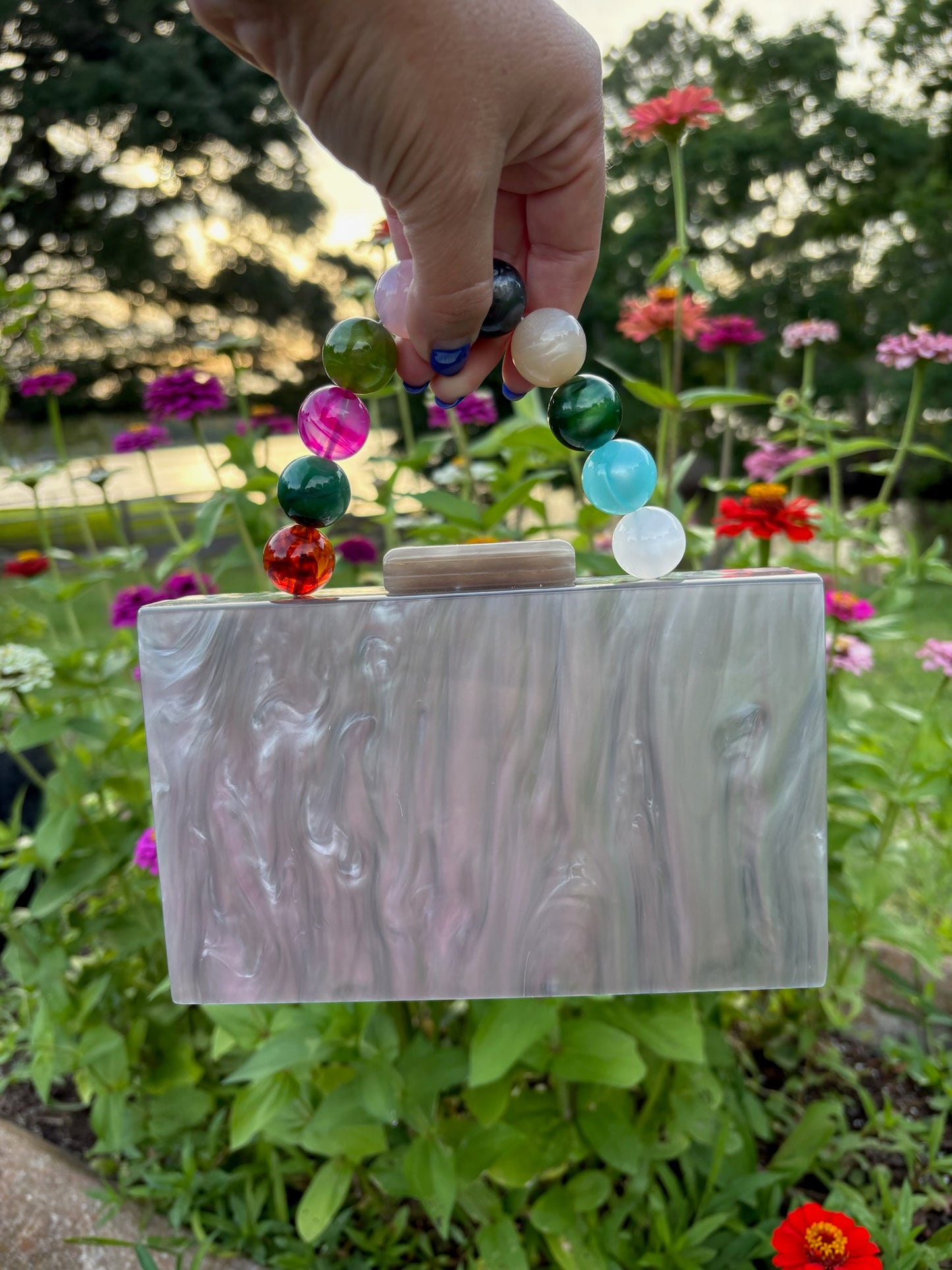 PEARL CLUTCH